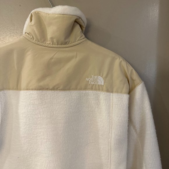 The North Face Sherpa Denali Fleece Zip-Up Funnel Neck Jacket (Gardenia White) - Picture 13 of 16